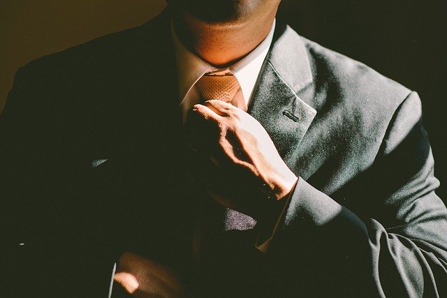 tie-690084_640_wps图片.jpg